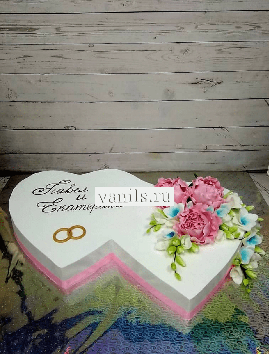 Свадебный торт сердца