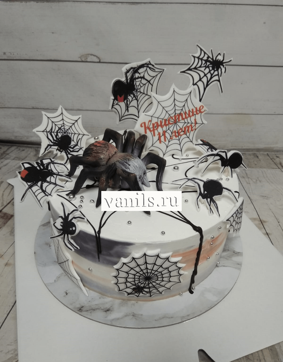 торт с пауками
