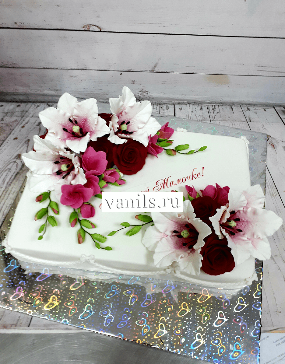 Торт для мамы с цветами