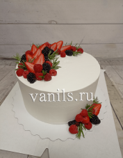 торт элегантный с ягодами