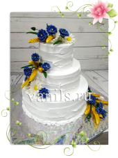 Свадебный торт со сливками и колосками Василек