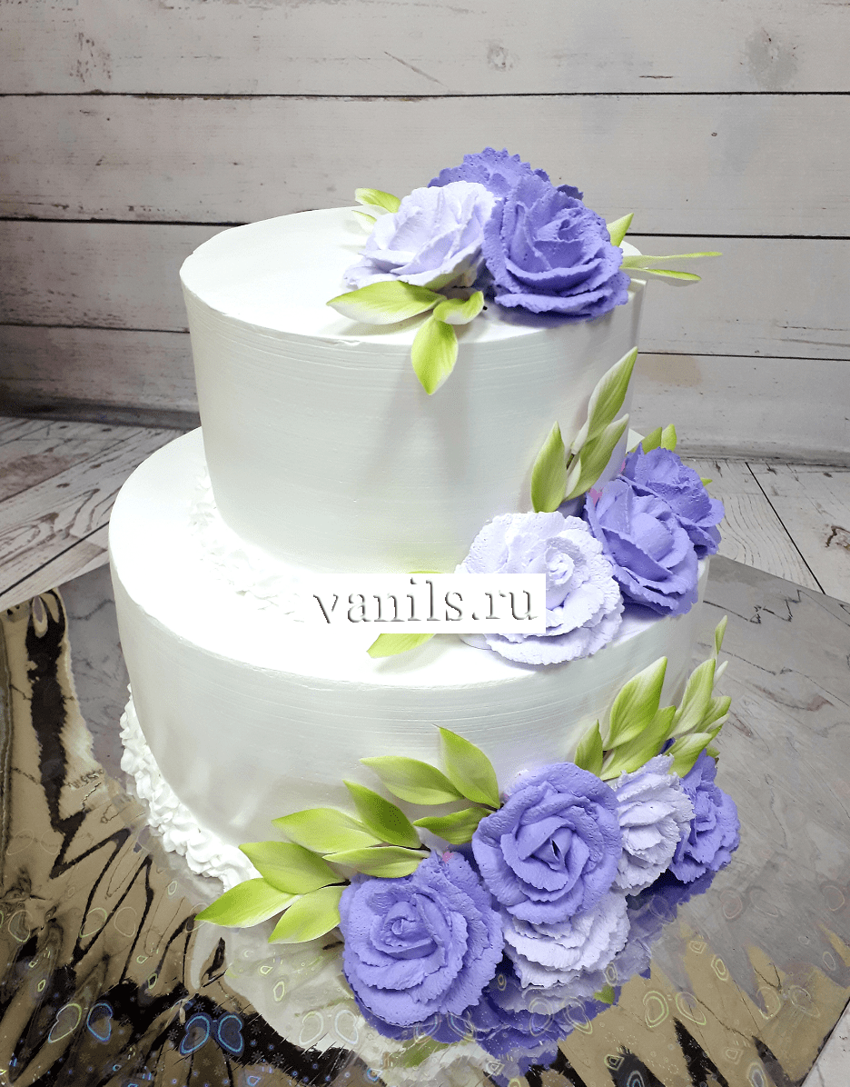 Свадебный торт с лиловыми розами