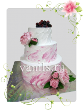 Свадебный торт сливками и цветами